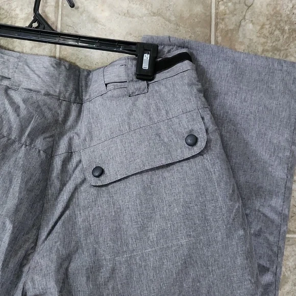 Mountain Ridge snow pants - Picture 6 of 7